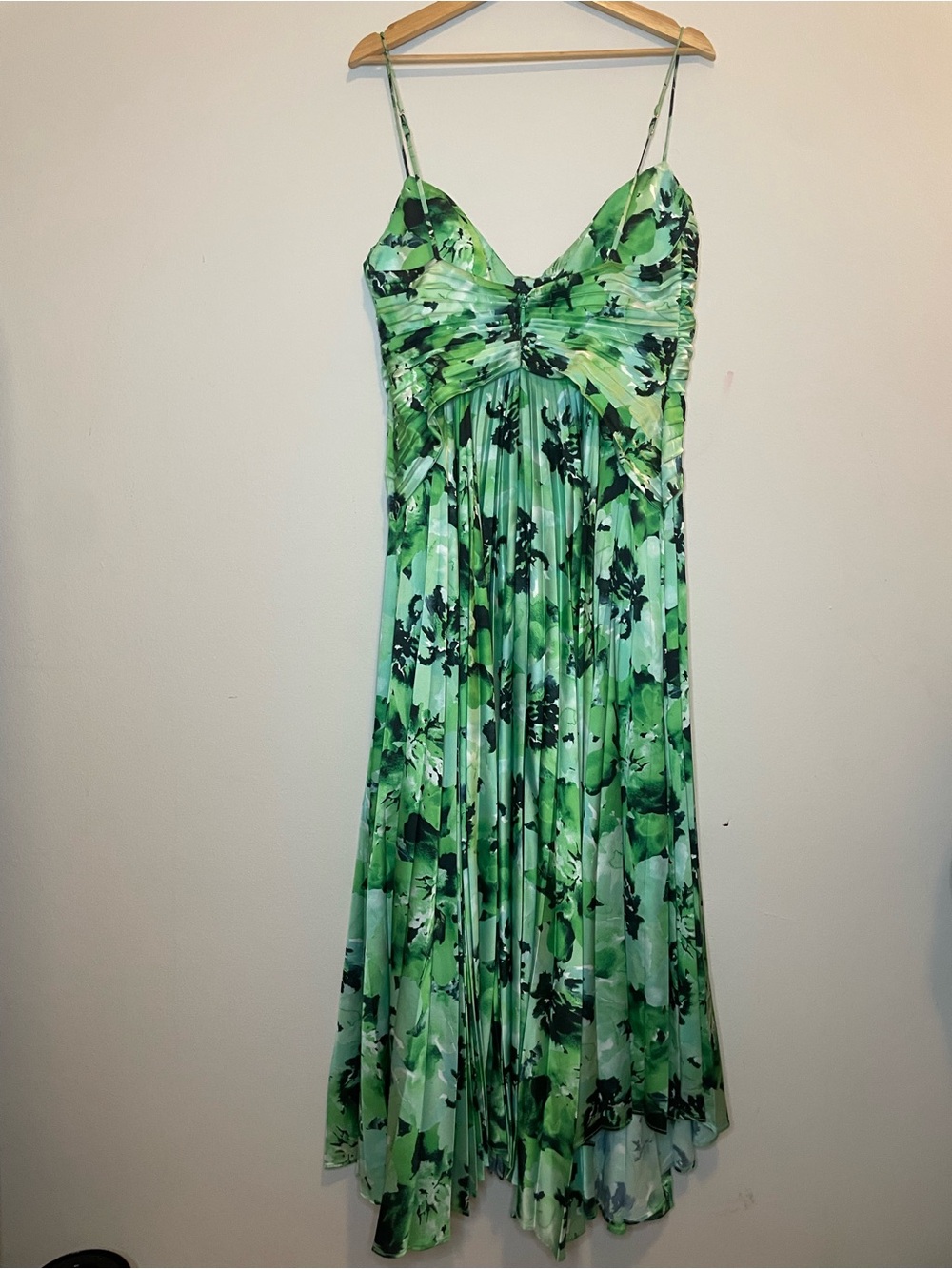 Acler Green Floral Twist-Front Maxi Dress - Picture 6 of 10
